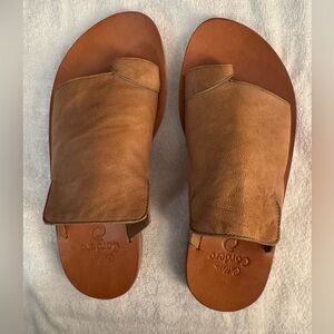 Calleen Cordero Artisan Tan Luxury.Leather Toe Loop Sandals 9